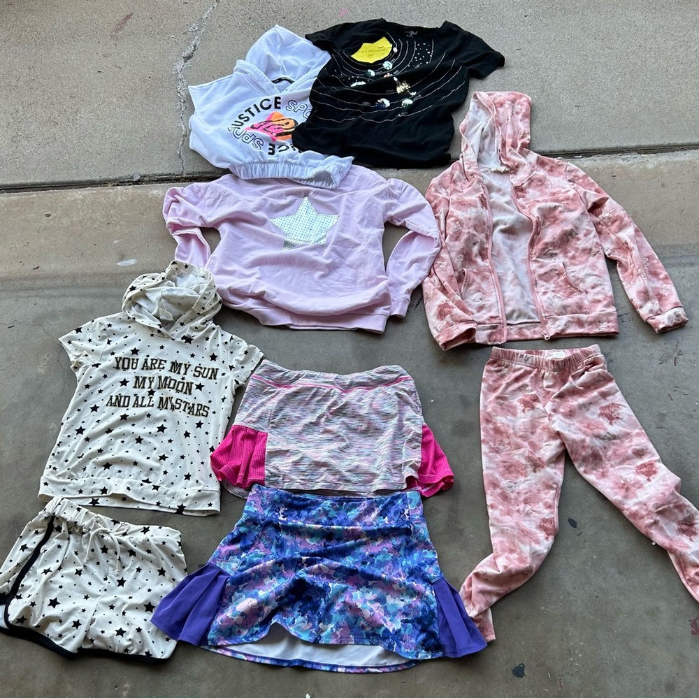 Girls clothing bundle (9 pieces total)